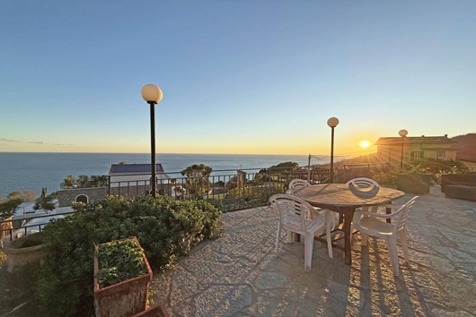 Villa i Ventimiglia, Ligurien, Provincia di imperia, Ventimiglia