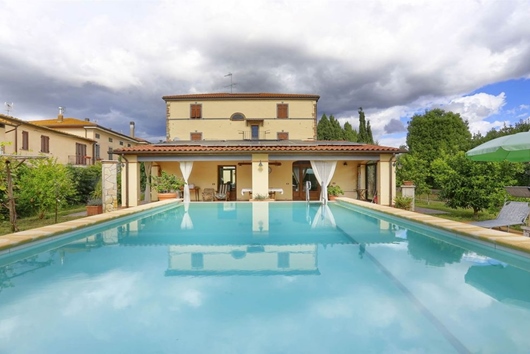 Villa i Toscana, Castagneto Carducci