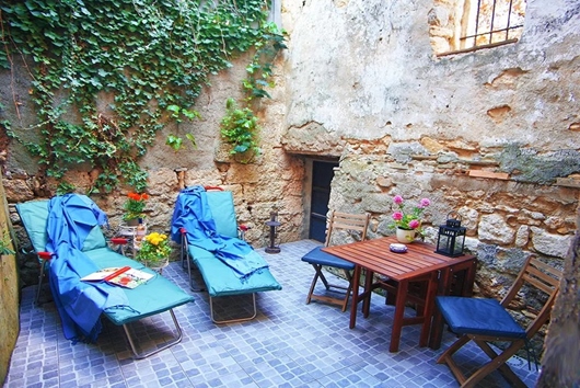 Radhus i Magalas, Occitanien, Herault, Magalas