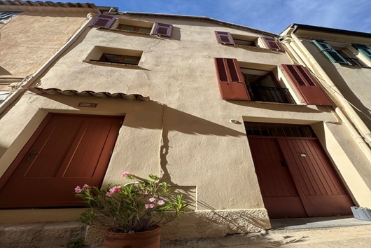 Radhus i Unknown, Provencealpescote dazur, Alpesmaritimes, Roquebrune-Cap-Martin