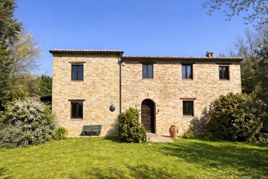 Villa i Marche, Tolentino, Macerata, Riserva Naturale Abbadia di Fi