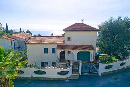 Villa i Pietra ligure, Ligurien, Savona, Pietra Ligure