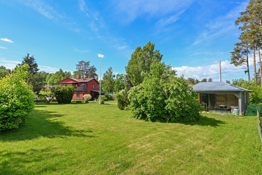 Villa i Ekerö Munsö, Stockholm, Ekerövägen 238