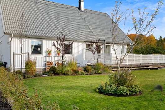 Villa i Färingsö Skå, Stockholm, Ekerö, Enlunda ängsväg 7