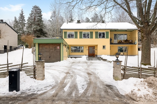 Villa i Ekerö Närlunda, Stockholm, Granbacksvägen 13