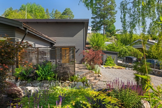 Villa i Ekerö Älvnäs, Stockholm, Älvnäsvägen 51A