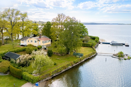 Villa i Ekerö Tranholmen, Stockholm, Tranholmsvägen 14