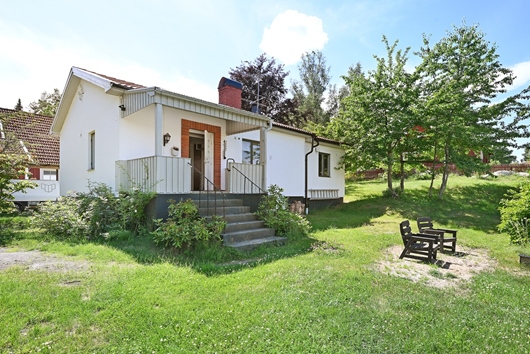 Villa i Ekerö Närlunda, Stockholm, Närlundavägen 12B