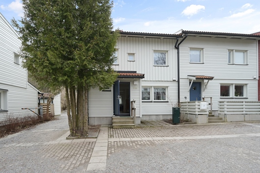 Bostadsrätt i Ekerö Bokskogen, Stockholm, Gustavavägen 114