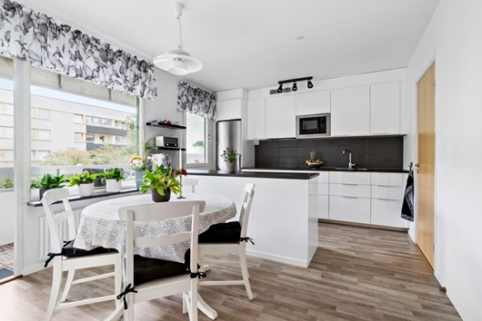 Bostadsrätt i Hallonbergen, Sundbyberg, Stockholm, Bergshöjden 14