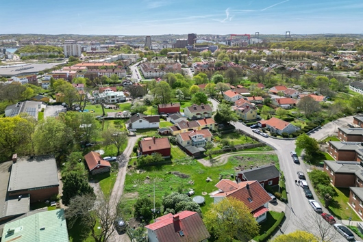 Villa i Centrala Hisingen Kyrkbyn, Göteborg, Västra Götaland, Gamla Lundbygatan 27B & C