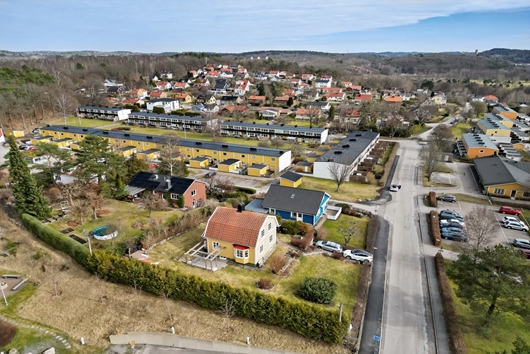 Villa i Tuve, Göteborg, Västra Götaland, Glöstorpsvägen 37B