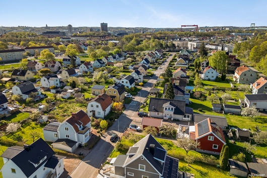 Villa i Centrala Hisingen Bräcke, Göteborg, Västra Götaland, Vårflodsgatan 20