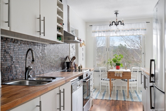 Bostadsrätt i Biskopsgården, Göteborg, Västra Götaland, Badvädersgatan 19