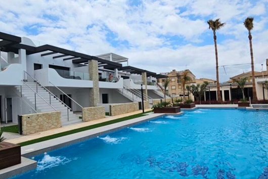 Ägarlägenhet i Pilar de la Horadada, Pilar de la horadada, Comunitat valenciana, El baix segura / la vega baja, Residencial Thiar Village II