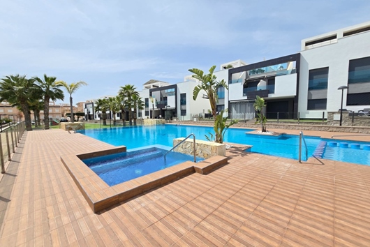 Ägarlägenhet i Punta Prima, Punta prima, Villa rosa, Valencian community, Alicante, Residencial Oasis Beach 7 - Pu