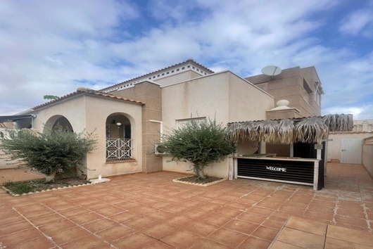 Radhus i Torrevieja, Comunitat valenciana, El baix segura / la vega baja, Aguas Nuevas