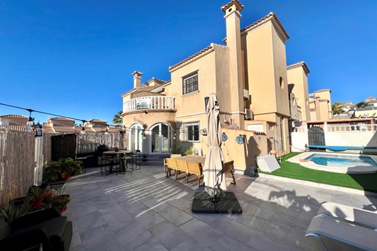 Radhus i Villamartín, Villamartin, Orihuela, Comunitat valenciana, El baix segura / la vega baja, Residencial Zodiaco V - Villa