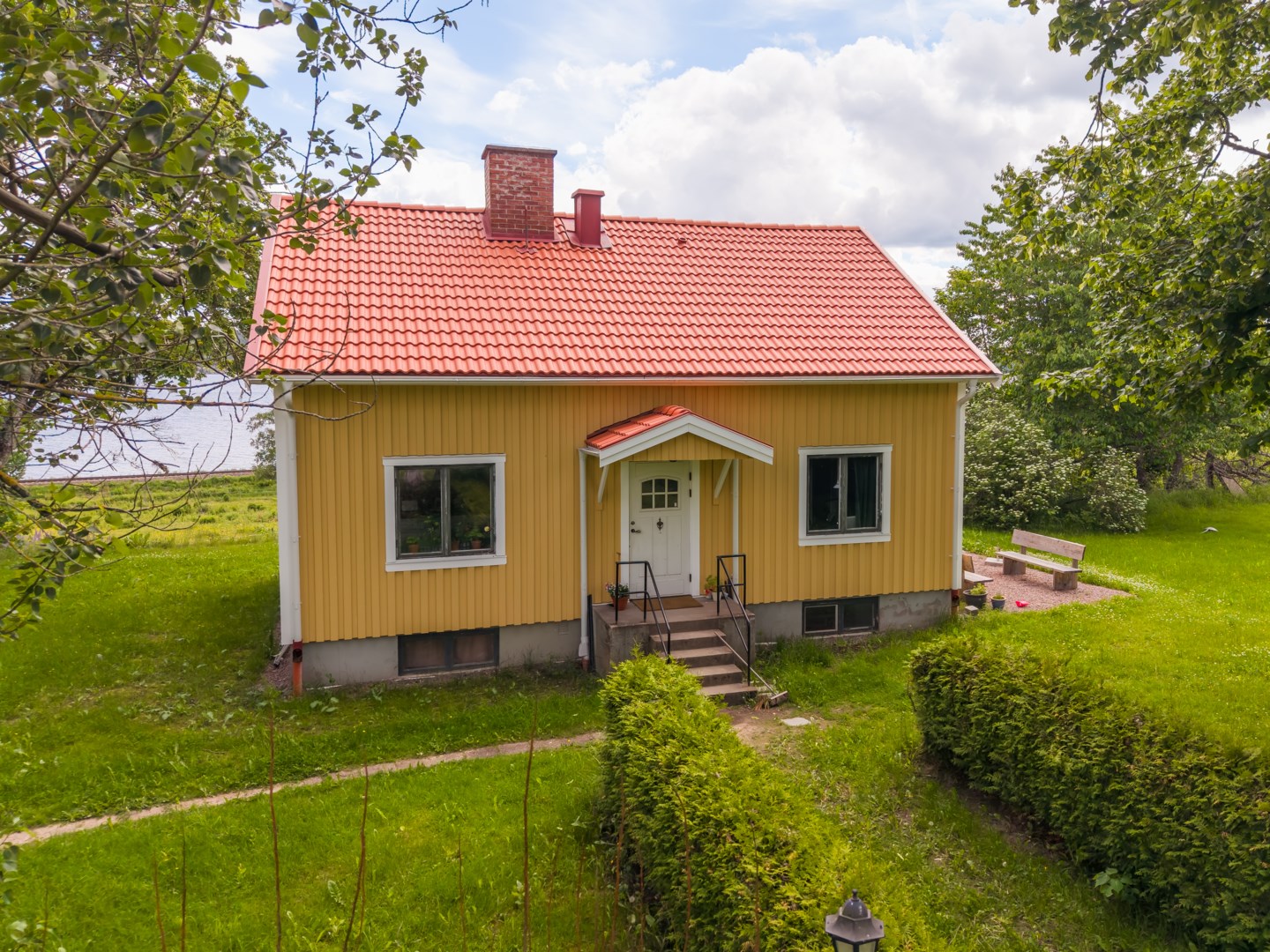 39