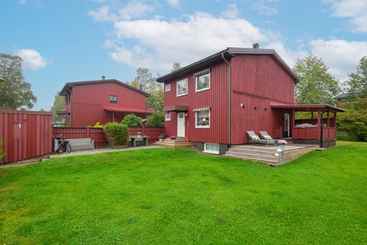 Villa i Carlshem/Carlshöjd, Umeå, Västerbotten, Kiselstråket 45