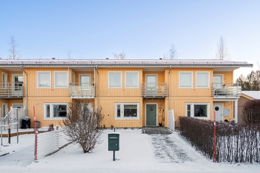 Radhus i Tomtebo/Nydalaviken, Umeå, Västerbotten, Sjöfruvägen 57A