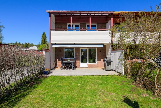 Villa i Obbola, Västerbotten, Umeå, Uppförsbacken 4K