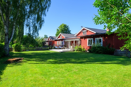 Radhus i Grisbacka, Umeå, Västerbotten, Stugvägen 18