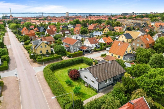 Villa i Fältabacken, Helsingborg, Skåne, Sofiebergsvägen 25