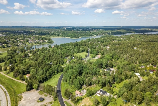 Tomt i Norrby, Stockholm, Haninge, Älvsnabbsvägen 4