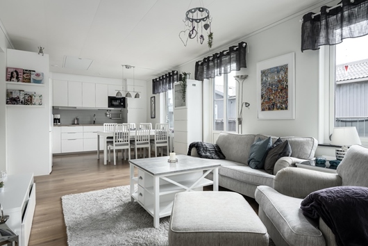 Bostadsrätt i Jordbro, Stockholm, Haninge, Fältstensvägen 25