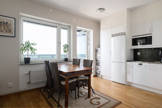 Bostadsrätt i Centrala Handen, Stockholm, Haninge, Runstenstorget 4