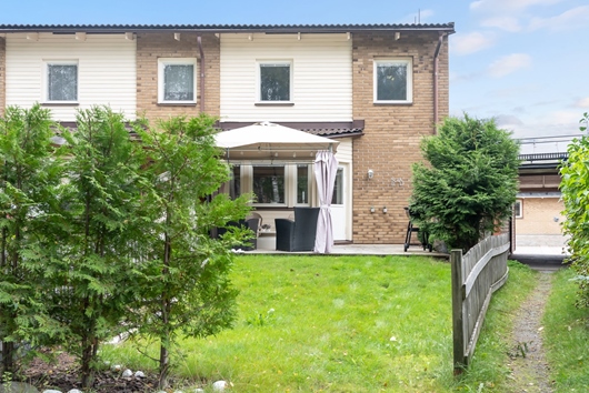 Bostadsrätt i Västerhaninge, VÄSTERHANINGE, Stockholm, Haninge, Åbylundsvägen 211