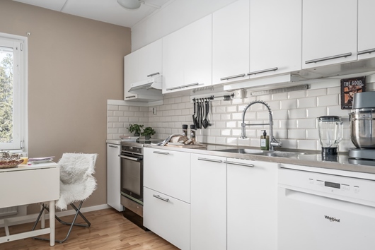 Bostadsrätt i Centrala Handen, Stockholm, Haninge, Vallavägen 16 4tr