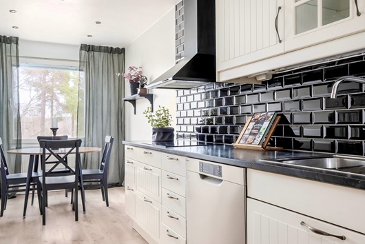 Bostadsrätt i Vendelsö, Stockholm, Haninge, Vendelsö skolväg 21