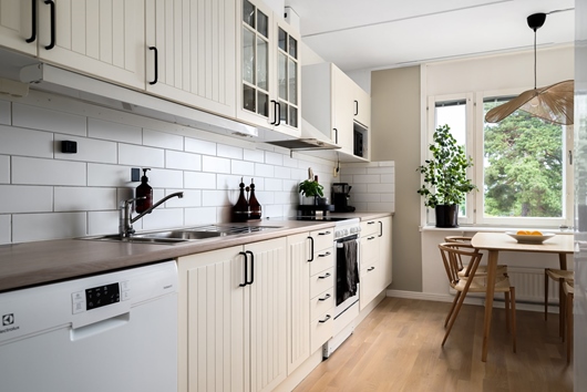 Bostadsrätt i Vendelsömalm, Stockholm, Haninge, Vendelsömalmsvägen 215