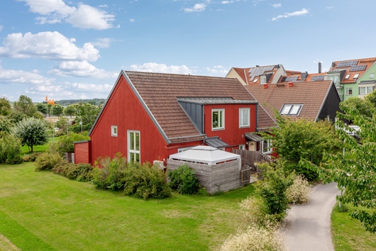 Villa i Fågelbo, Nyköping, Södermanland, Bergholms Väg 16