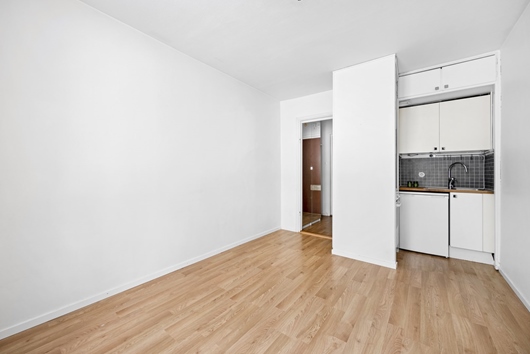 Bostadsrätt i Gamla Huvudsta/Västra Skogen, Solna, Stockholm, Infanterigatan 23