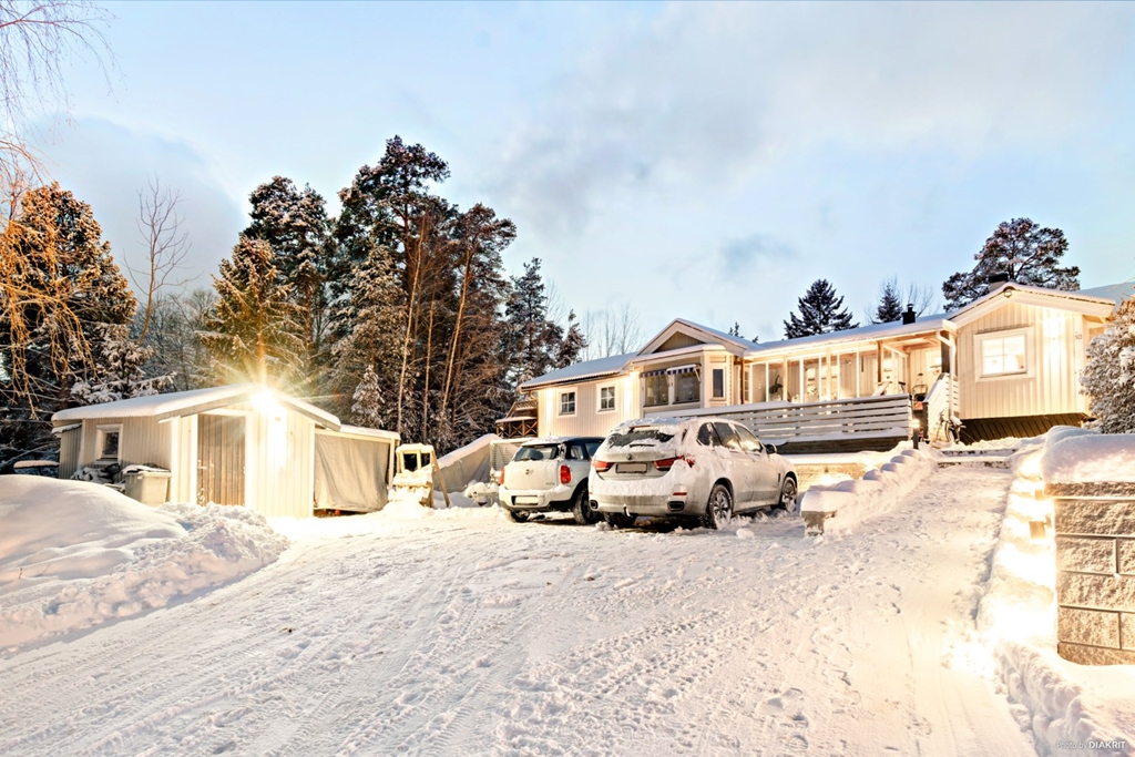 Villa i Södra Kopparmora, Värmdö, Sverige, Södra Kopparmoravägen 18