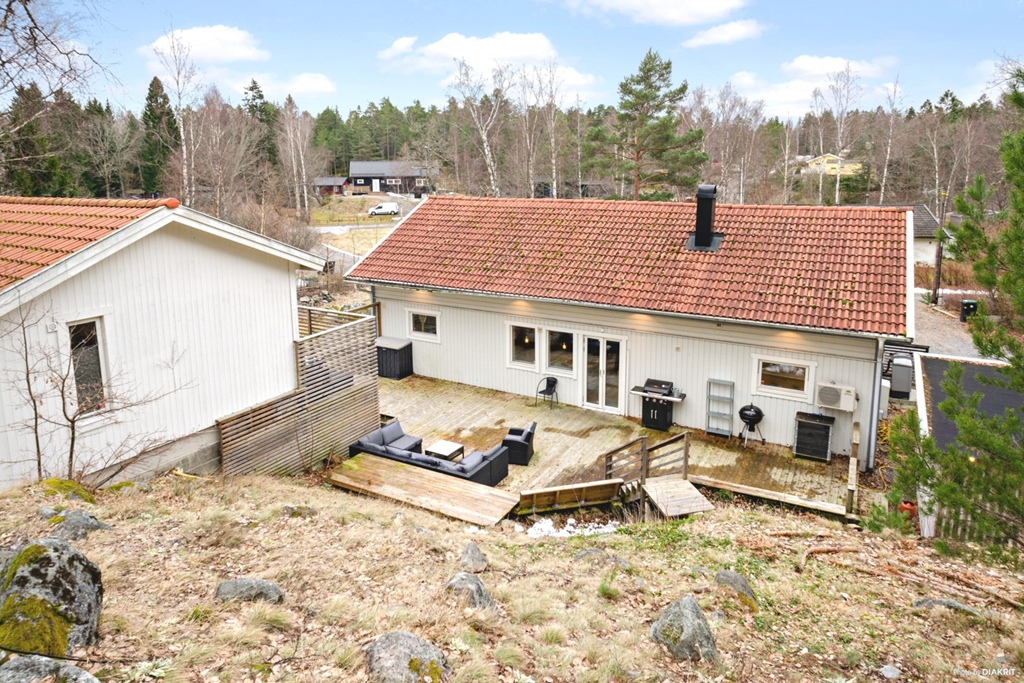 Villa i Norra Kopparmora, Värmdö, Sverige, Kryssvägen 6