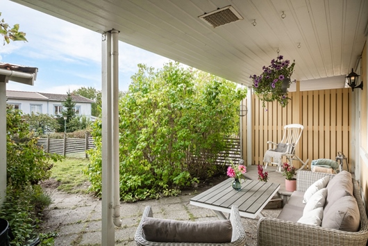 Radhus i Ösby grind, Gustavsberg, Stockholm, Värmdö, Körsbärsstigen 6