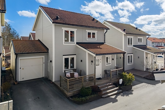 Villa i Ösbydalen, Gustavsberg, Stockholm, Värmdö, Talgoxevägen 4