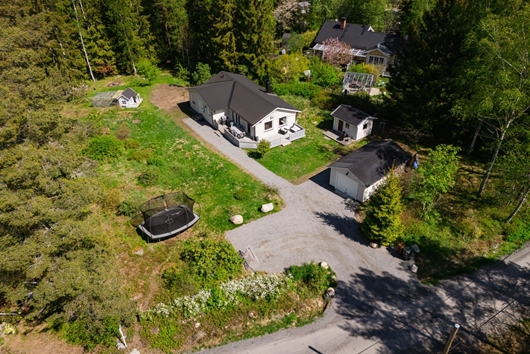 Villa i Värmdö-Evlinge, Stockholm, Hinsaringen 25