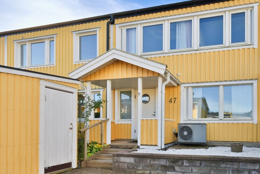 Radhus i Torslanda Runslingan, Västra Götaland, Göteborg, Runslingan 47