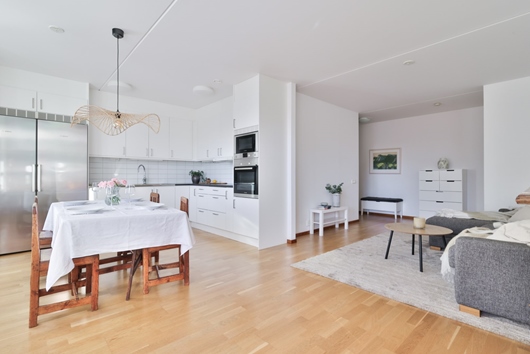 Bostadsrätt i Torslanda Amhult, Västra Götaland, Göteborg, Gamla flygplatsvägen 32E