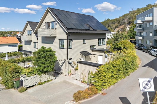 Villa i Brottkärr, Hovås, Göteborg, Västra Götaland, Ugglegården 26