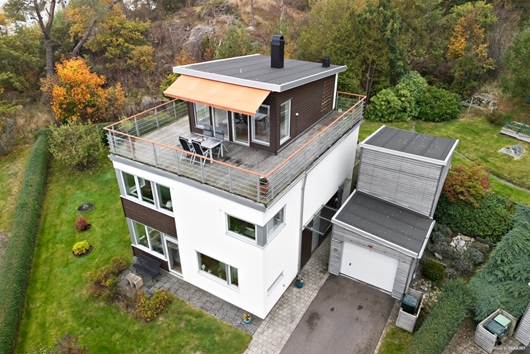 Villa i Askim, Göteborg, Västra Götaland, Bergsfoten 7