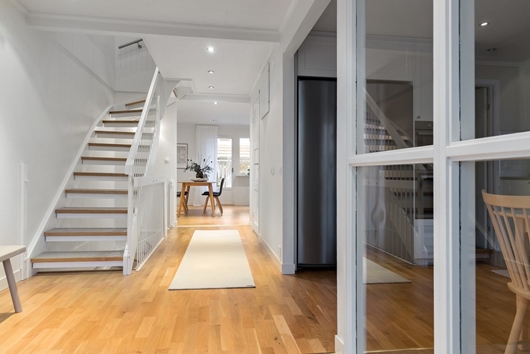 Radhus i Sisjön, Askim, Göteborg, Västra Götaland, Sisjövägen 365