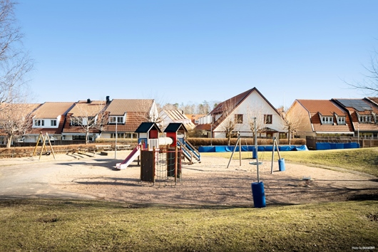 Radhus i Sisjön, Askim, Göteborg, Västra Götaland, Sisjövägen 235