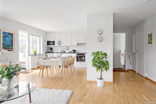 Bostadsrätt i Lyckhem, Hovås, Göteborg, Västra Götaland, Årekärrsvägen 24