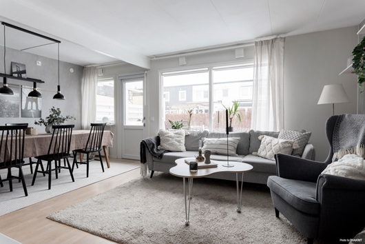 Radhus i Påvelund, Västra Frölunda, Göteborg, Västra Götaland, Pärt-antons gata 8